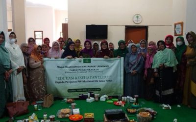 Edukasi Penyakit Nyeri Lutut Pada Pengurus Wilayah Muslimat NU Jatim