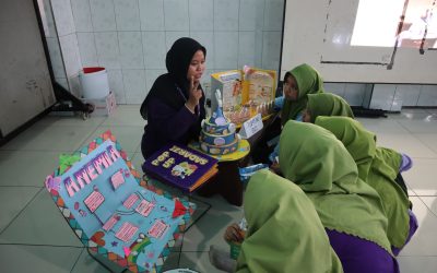 Transformasi Kesehatan Pesantren: Dosen FKes Unusa Hadirkan Pameran Gizi Inspiratif